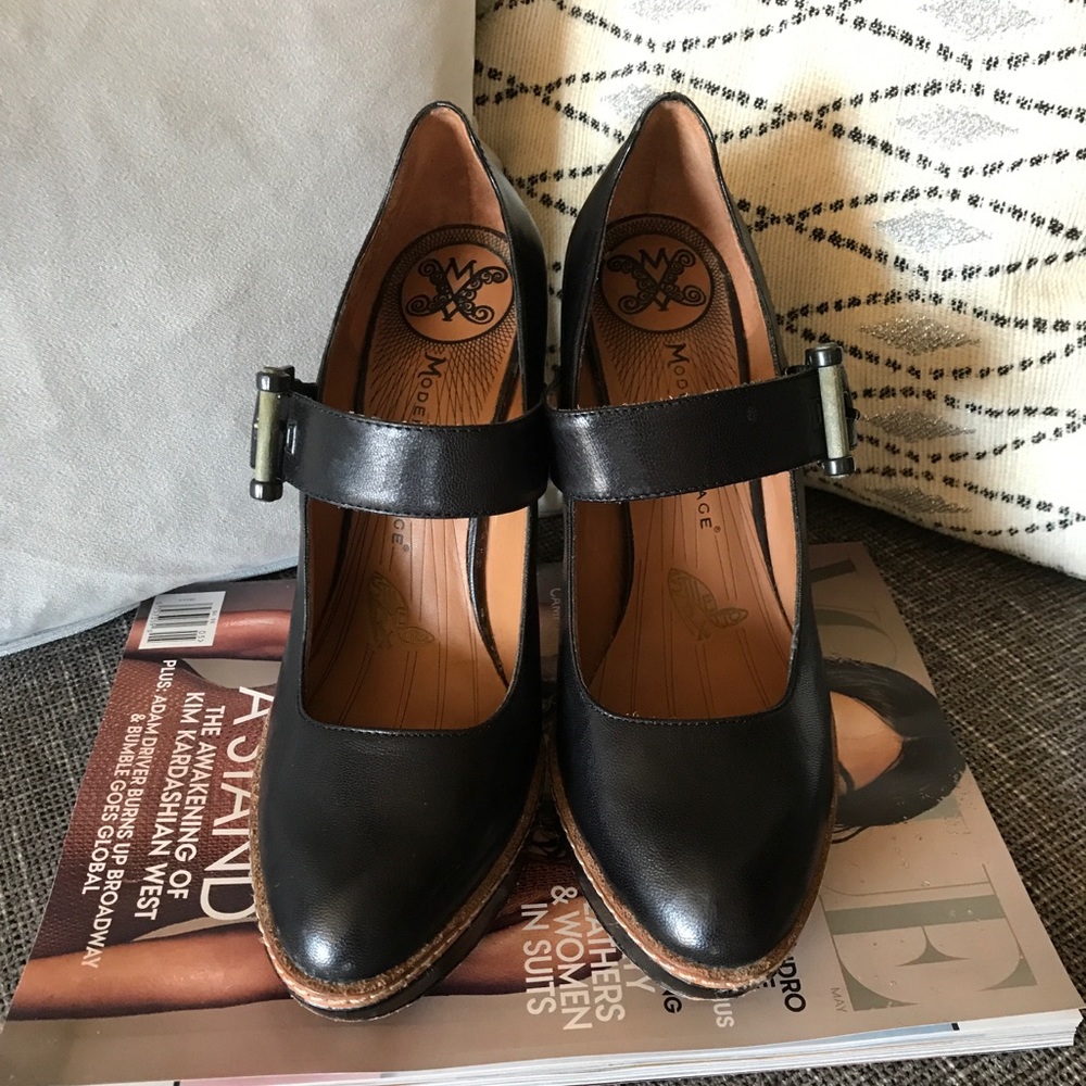 MODERN VINTAGE Patrizia Mary Jane Heels